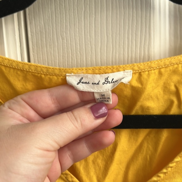 Yellow bell sleeve top from Nordstrom - Picture 2 of 2